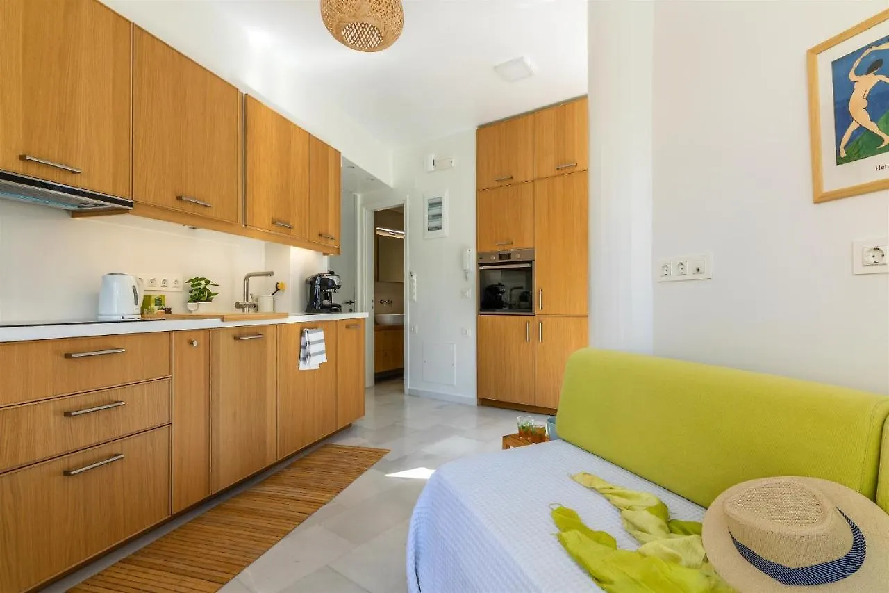 Theseus Zen Luxury Suite - Natural Living Héraklion